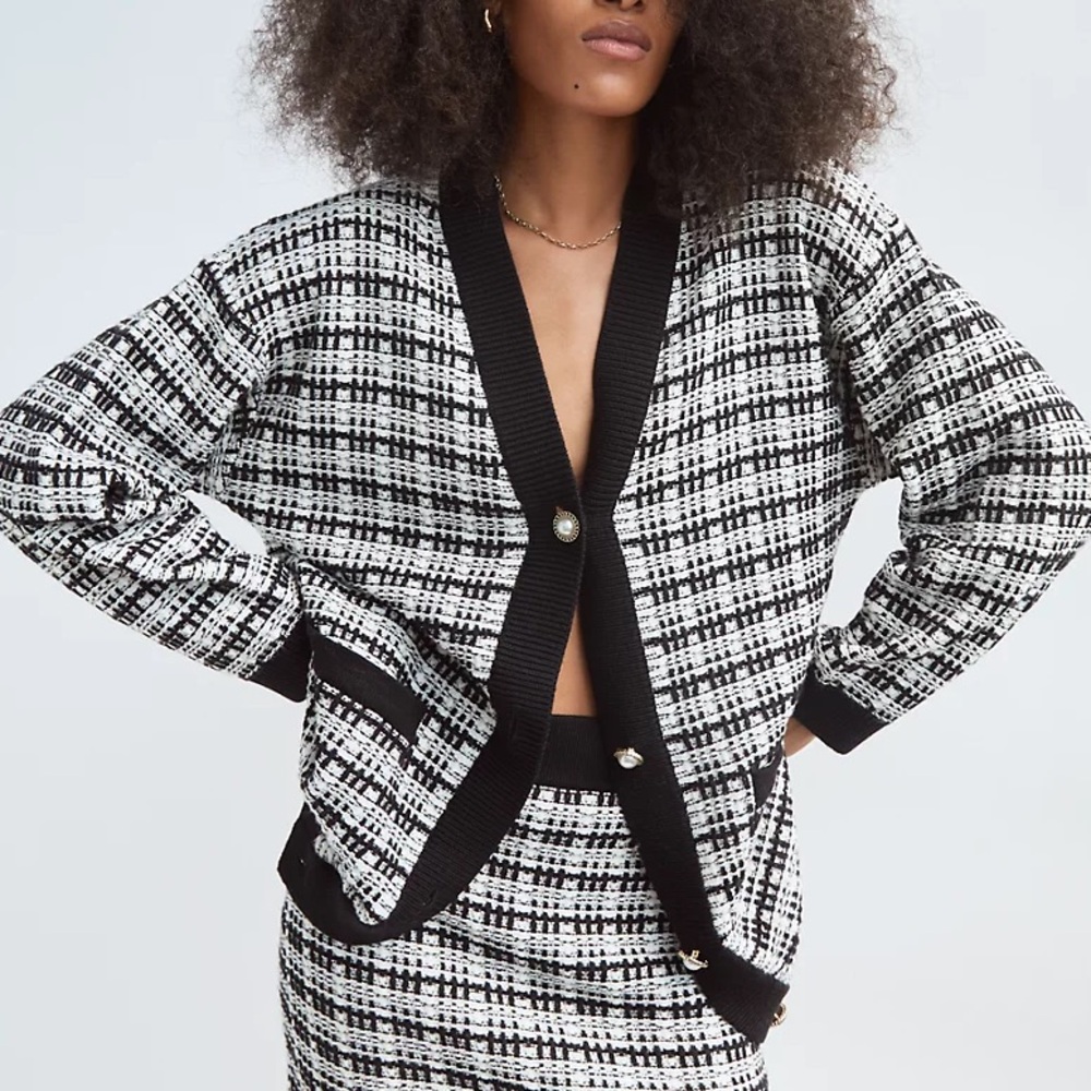 Aritzia Babaton Lacer Cardigan